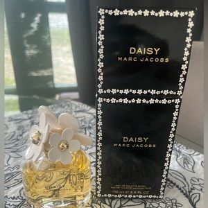 Marc Jacob’s Daisy Perfume